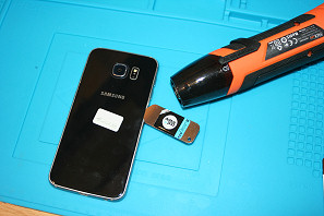 Apertura scocca smartphone Samsung